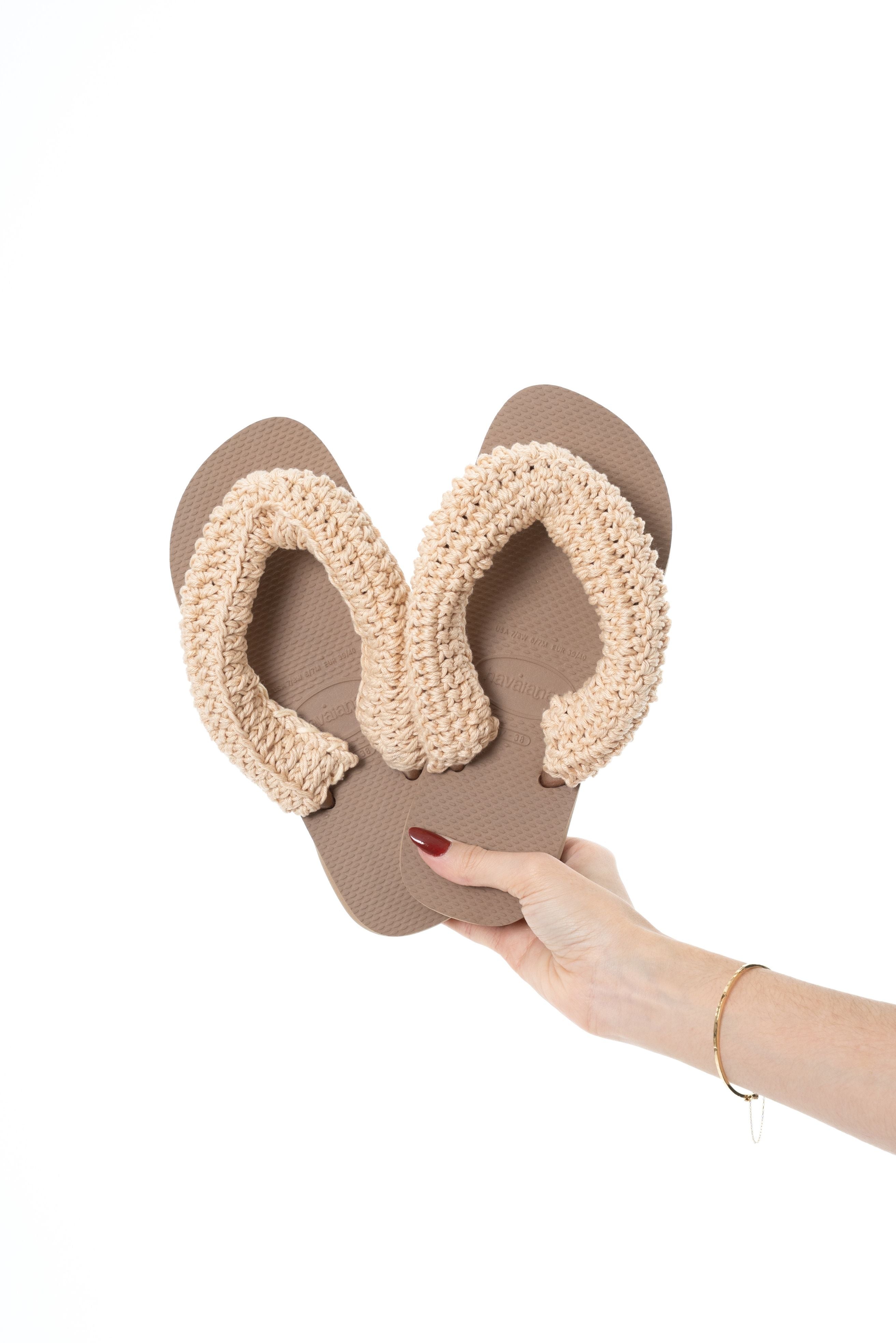 Crochê – Havaianas - Bege